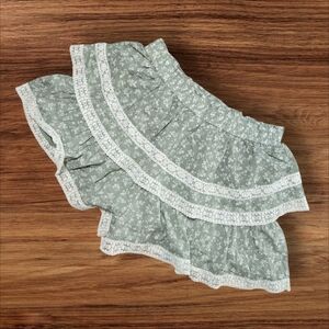 Altar'd State Sage Green And Lace Ruffled Shortd